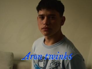 Aron_twink6