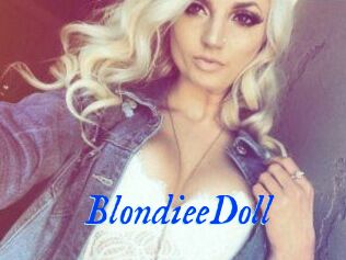 BlondieeDoll