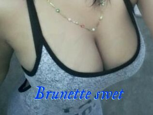 Brunette_swet