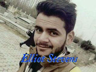 Elliot_Stevens