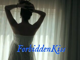 ForbiddenKiss_