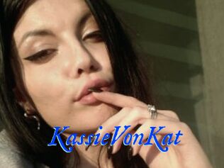 KassieVonKat