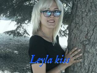 Leyla_kiss