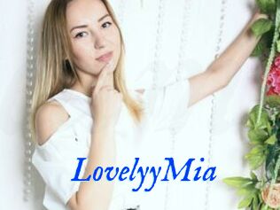 LovelyyMia