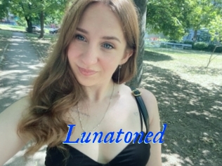 Lunatoned