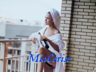 MiaCerise