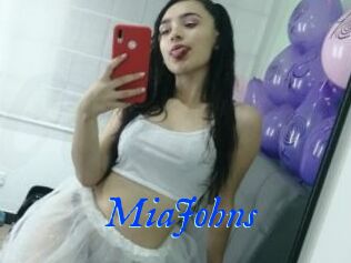 MiaJohns