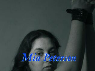 Mia_Peterson