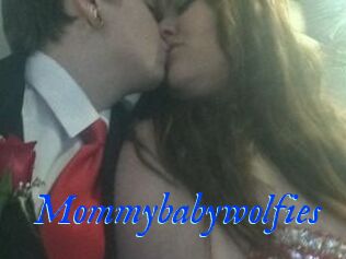 Mommybabywolfies