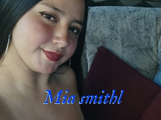 Mia_smithl