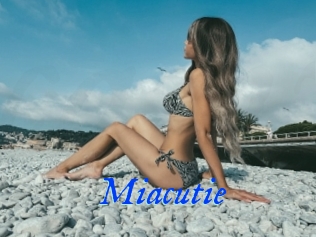 Miacutie