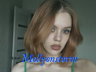 Mollyonstorm