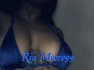 Ria_Moore99