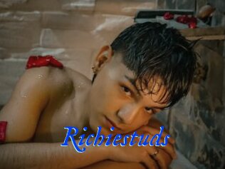 Richiestuds
