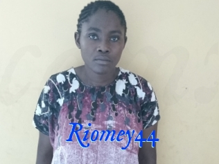 Riomey44