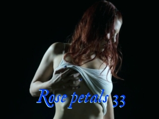 Rose_petals_33