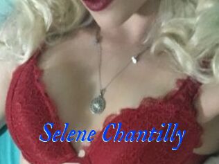 Selene_Chantilly